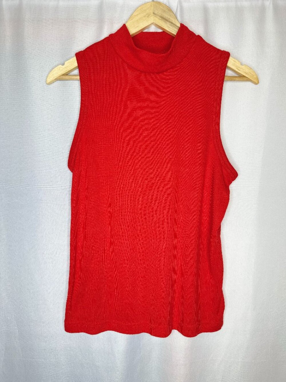 Vintage Land & Sea Mock Neck Sleeveless Red Tank LARGE Minimalist Capsule Preppy